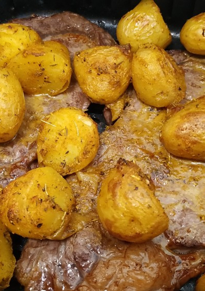 Una foto de Entrecot con patatas en AirFryer