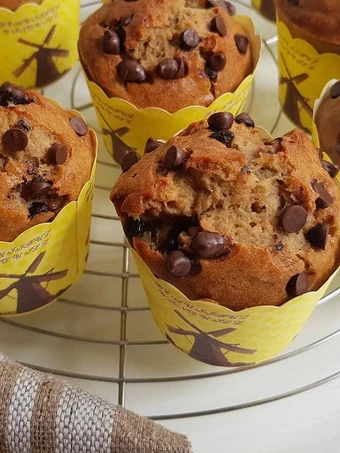 Cara Mudah Menyiapkan Resep  Muffin pisang moist wangi dan enak yang Lezat, Bikin Ketagihan