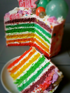 Foto resep Moist rainbow cake (cake pelangi lembut)
