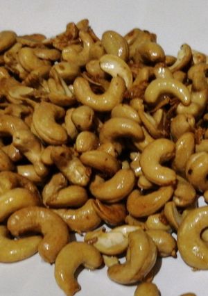 Foto resep Kacang Mede Goreng Gurih & Manis