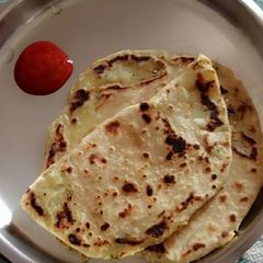 A picture of Quick aloo parota.