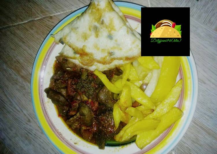 Recipe of Favorite Fried potatoes,omelette and meat sauce