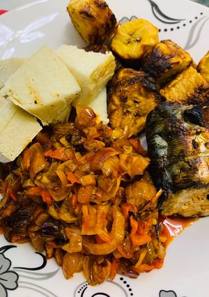 A picture of Homemade yam/boli with sauce.