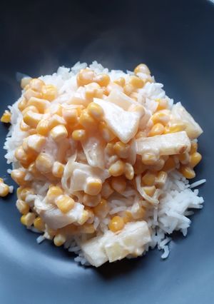 Ananászos tejszínes szósz rizzsel recept fotója