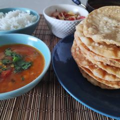 A picture of Splitted Chickpeas Curry.