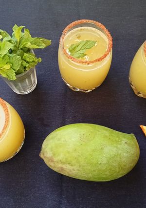 આમ પન્ના (Aam Panna Recipe in Gujarati) રેસીપી મુખ્ય ફોટો