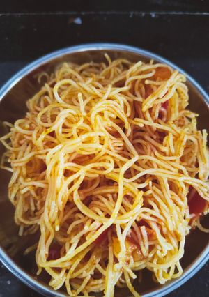 नूडल्स (noodles recipe in Hindi) रेसिपी मुख्य फोटो