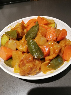 A picture of Sweet and Sour Chicken.
