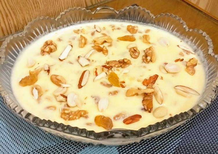 Basundi (Creamy and Flavorful Milk Dessert)