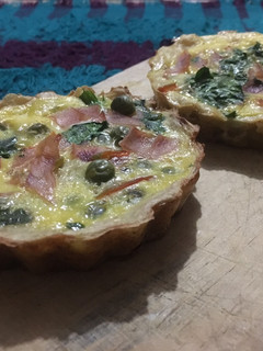 Una foto de Tarta de huevo con vegetales