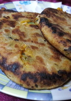 चुर-चुर नान (naan recipe in marathi) रेसिपी चे मुख्य फोटो 