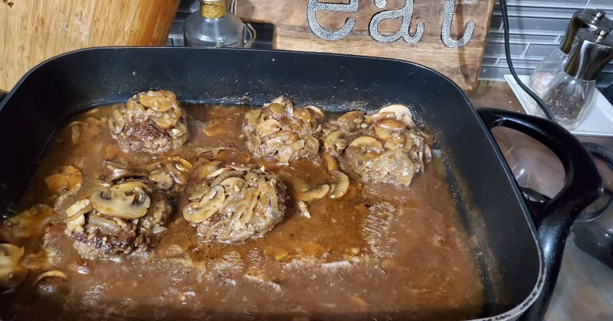 Hamburger Steaks With Mushroom And Onion Gravy Recipe By Cookin Conni Cookpad