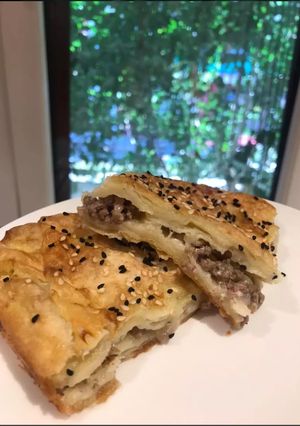 A picture of Borek - Turkish Pastry.