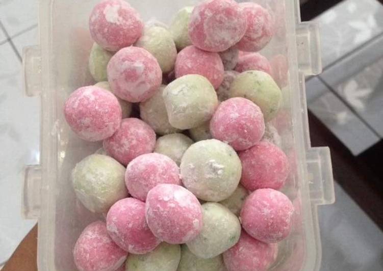 Bola susu ceria kerasa banget susu nya
