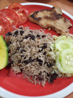 Una foto de Arroz congri. Cena cubana