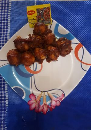સેઝવાન પોટેટો (Schezwan Potato Recipe In Gujarati) રેસીપી મુખ્ય ફોટો