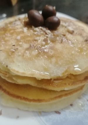 A picture of Honey nuts pan cake.