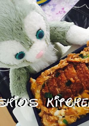 A picture of Easy! Sweet Katsudon with Soft-Boiled Eggs.