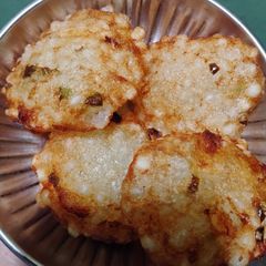 A picture of Kurkurit Upvasacha Sabudana Vada.