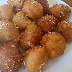 A picture of Puff-puff.
