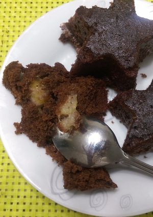 Una foto de Ponquecitos de chocolate rellenos con cambur