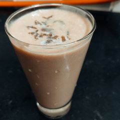 A picture of Chikoo Milkshake.