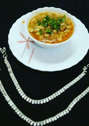 पीनट छोला (Peanut chola recipe in hindi) रेसिपी मुख्य फोटो