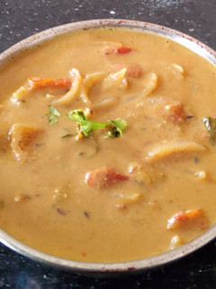 சால்னா(Salna recipe in tamil) செய்முறை முக்கிய புகைப்படம்