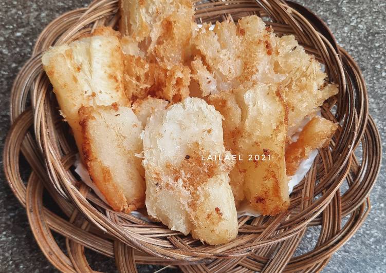 Masakan Unik Singkong Goreng Merekah Yummy Mantul