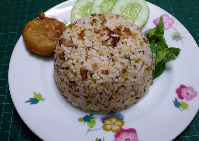 Nasi tutug oncom khas sunda