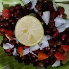 A picture of Chana chat.