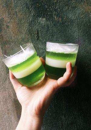 Hình của món Thạch lá dứa sữa tươi.