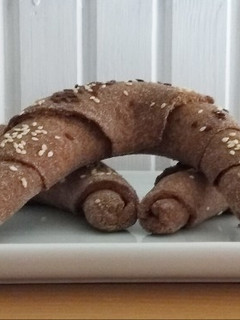 Gluténmentes joghurtos lenmaglisztes kifli recept fotója