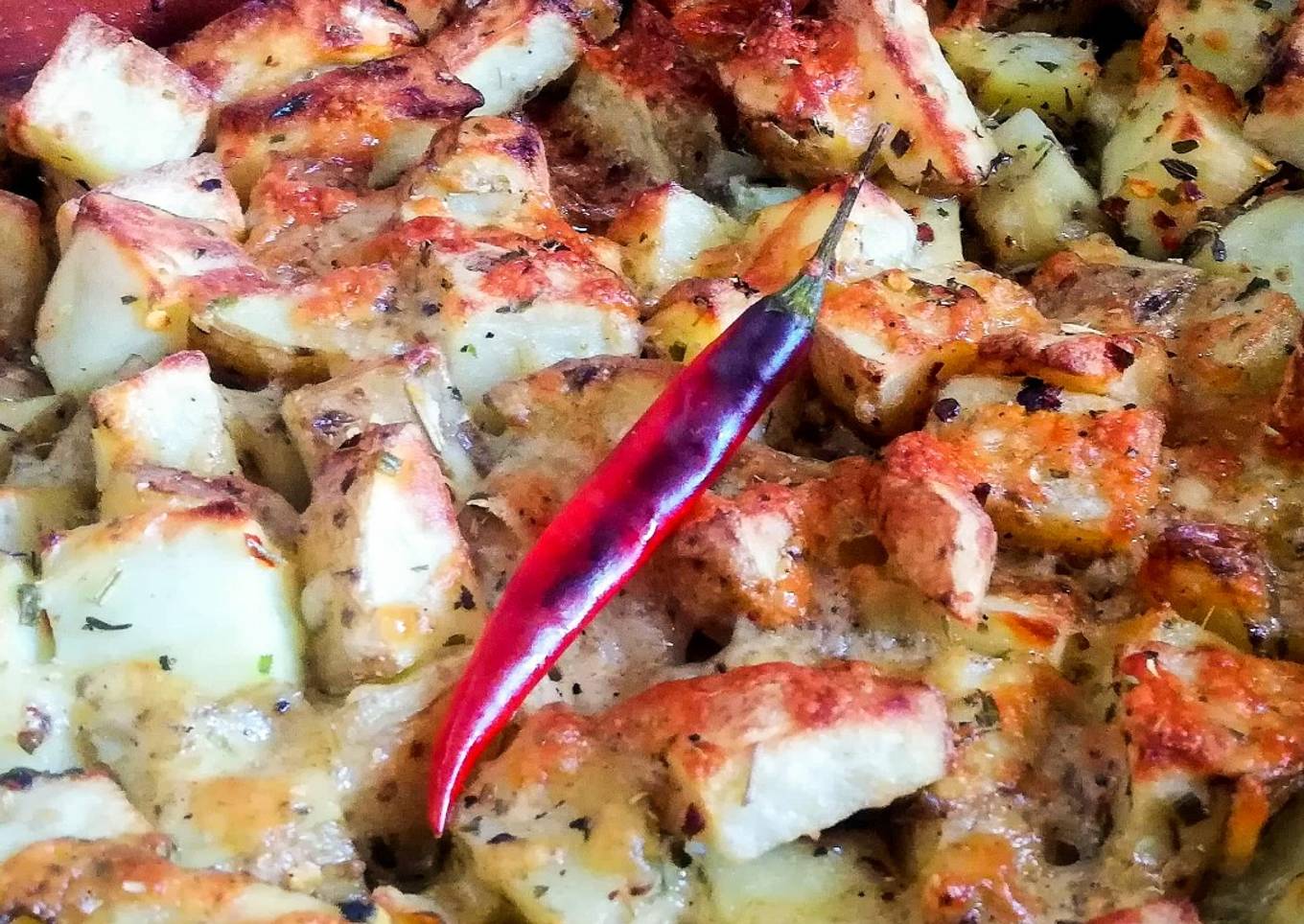 Fragrant Roasted Potatoes with Melted Cheddar Cheese (Vegetarian)