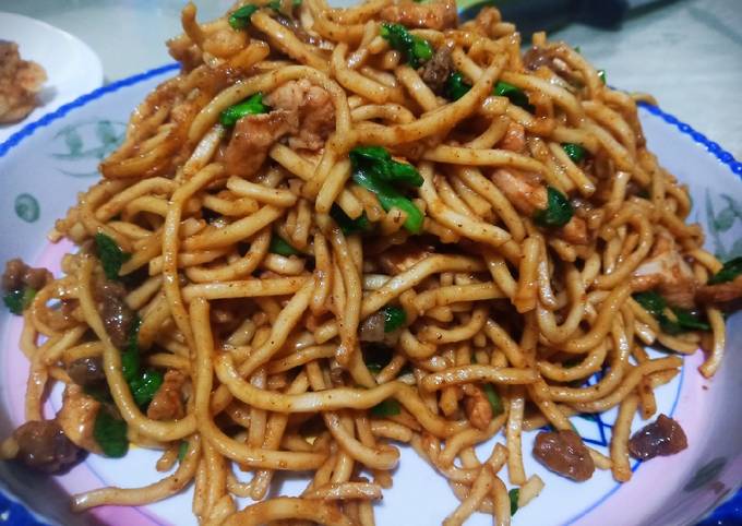 Resep Mie goreng spesial resep keluarga oleh Anidya's Kitchen - Cookpad