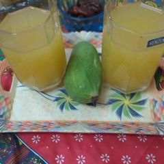 A picture of Raw mango squash.