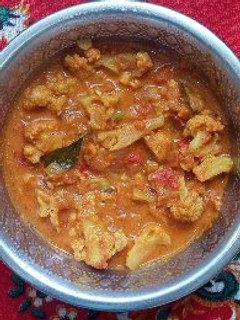 காலிபிளவர் கறி (Cauliflower curry recipe in tamil) செய்முறை முக்கிய புகைப்படம்