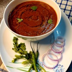 A picture of Dal Makhani.