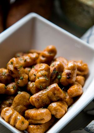 Édesburgonya gnocchi (gluténmentes, paleo, vegán, vegetáriánus) recept fotója