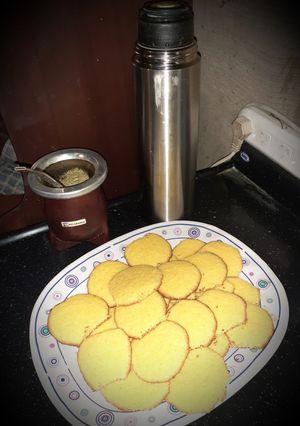 Una foto de Galletitas de polenta!