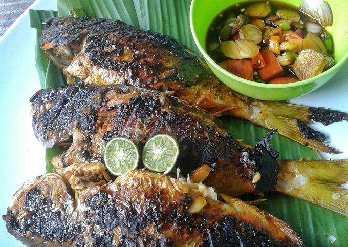 Resep Ikan Ekor Kuning Bakar Kecap Oleh Dapur Berdua Cookpad