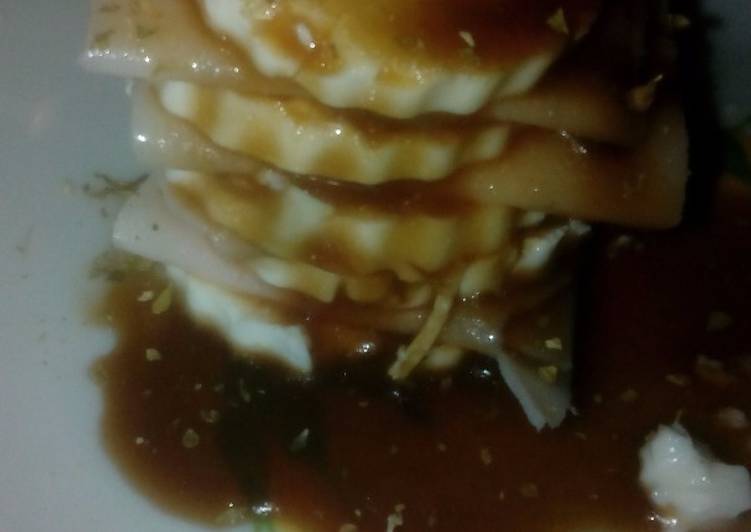 Entrante de queso fresco y pavo