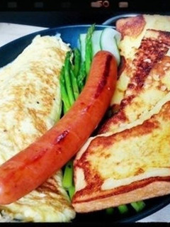 爆漿歐姆蛋不失敗（附簡單版法式土司做法） 的食譜成品照片
