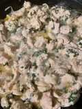 Pollo con yogurt griego y cilantro