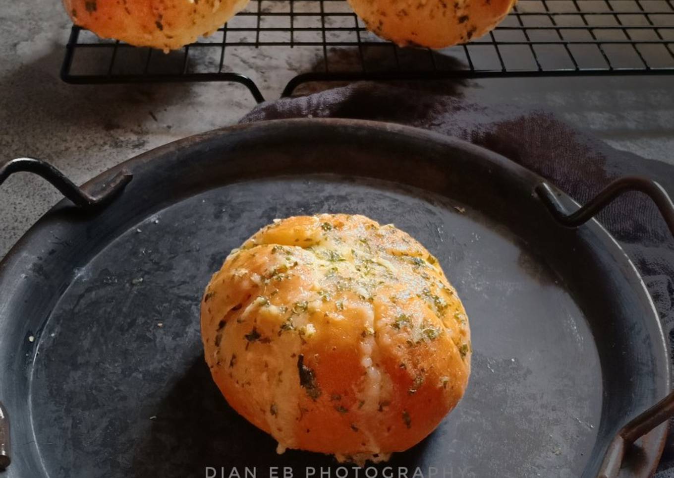 Korean Garlic Cheese Cream