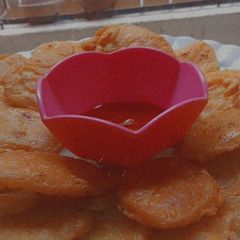 Aloo k pakoray 🤤 A picture of Aloo k pakoray 🤤.