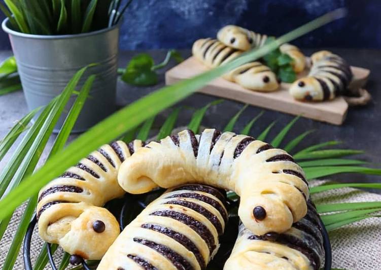 Filipino Choco Bread
