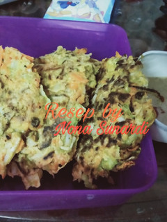Foto resep Bakwan oatmeal cemilan diet aku