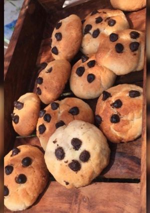 A picture of Nutella centered cookies.