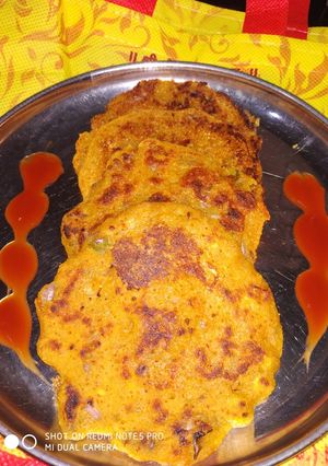 A picture of Crispy leftover dal chilla.